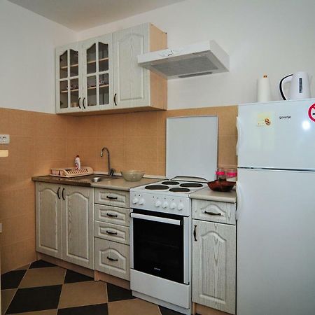 Apartment Elena ติวัต ภายนอก รูปภาพ